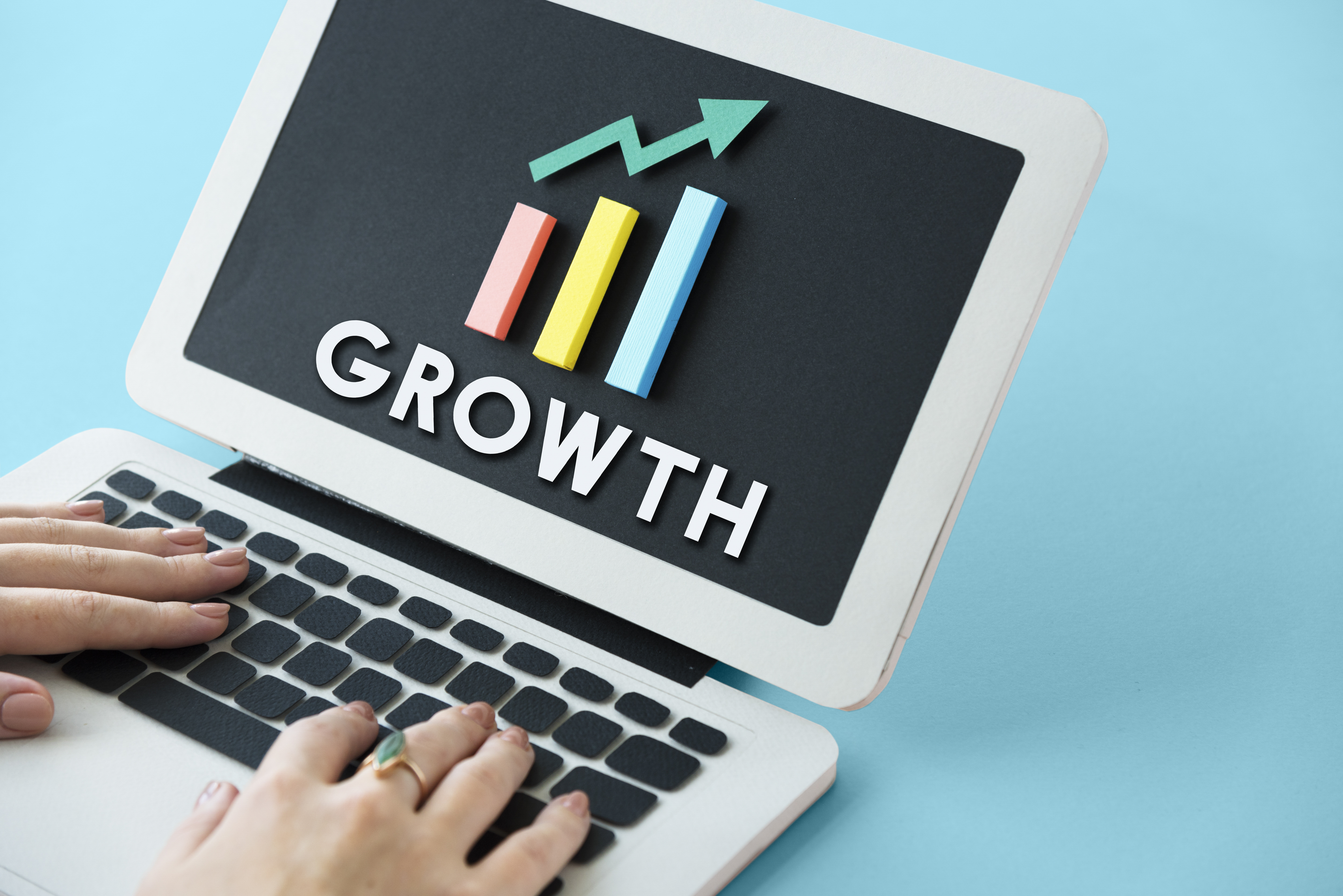 10 CRITICAL STEPS TO CREATE A POWERFUL MARKETING PLAN